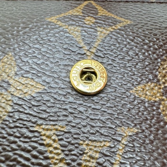 Authentic Louis Vuitton French Wallet Monogram Canvas - Picture 4 of 6